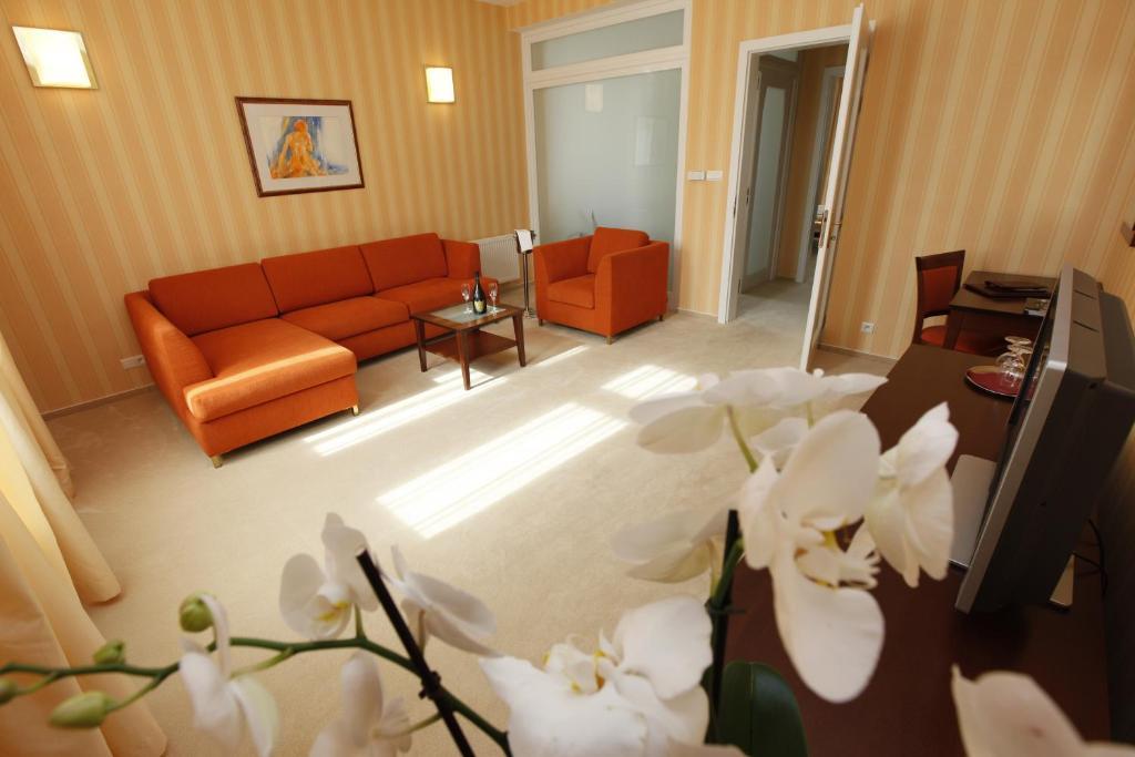 Hotel Sandor Pavillon Piest'any Chambre photo
