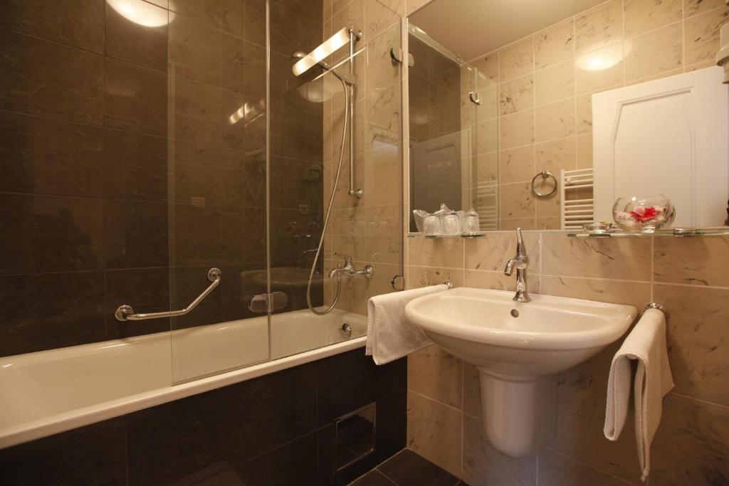 Hotel Sandor Pavillon Piest'any Chambre photo